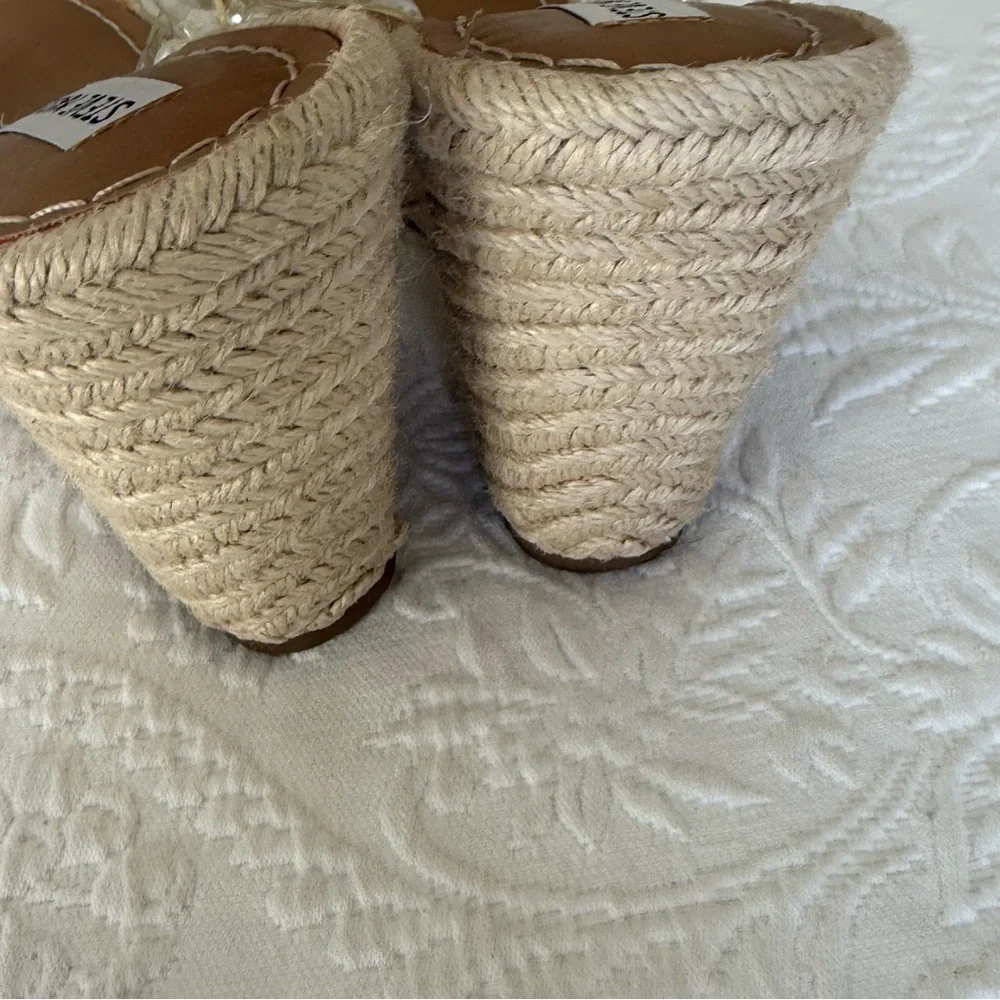 Steve Madden Pearl Embellished Wedges - Cream size 11